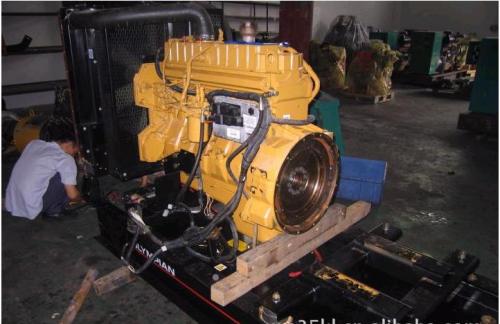 南阳柴油发电机维修_COPY
