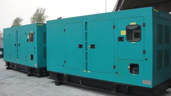 南阳康明斯400kw大型柴油二手发电机组