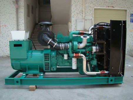 南阳1100kw康明斯柴油发电机组